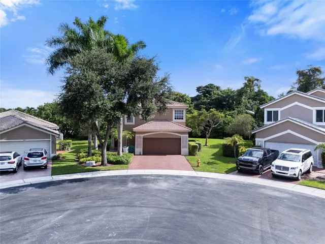 4-bedroom home at 7400 NW 70th Avenue, Parkland