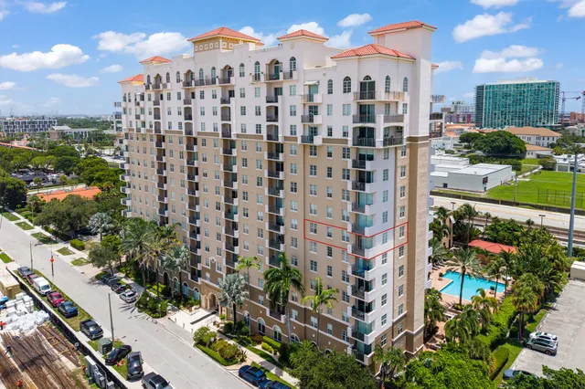 2-bedroom home at 616 Clearwater Park Road #713, West Palm Beach