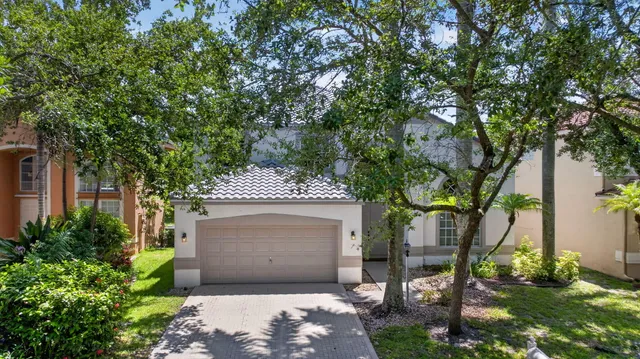 4-bedroom home at 6702 NW 80th Manor, Parkland