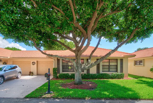 2-bedroom home at 9830 Bischofia Tree Way, Boynton Beach