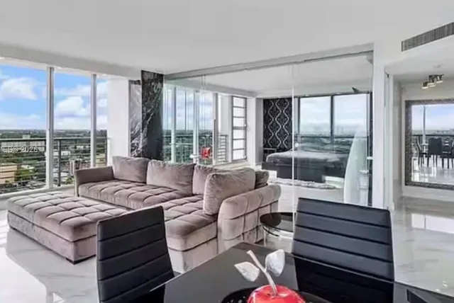 1-bedroom home at 1720 Harrison Street #15a, Hollywood