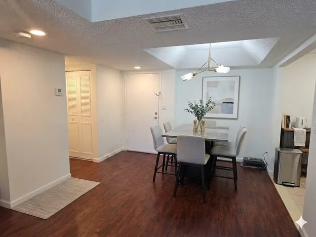 1-bedroom home at 3670 Inverrary Drive #3y, Lauderhill