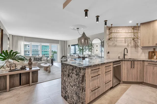 2-bedroom home at 340 Sunset Drive #505, Fort Lauderdale