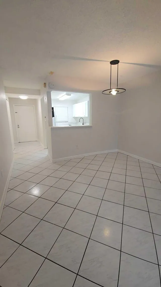 2-bedroom rental at 4111 Stirling Road #406, Dania Beach