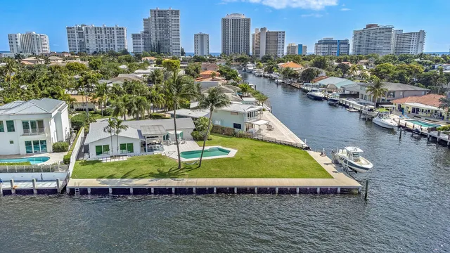 3-bedroom rental at 35 Castle Harbor Isle Drive, Fort Lauderdale