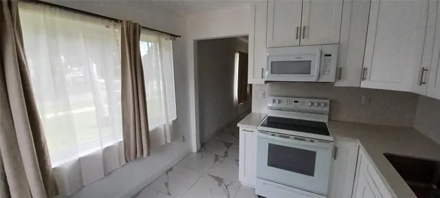 2-bedroom rental at 602 SE 2nd Avenue, Dania Beach