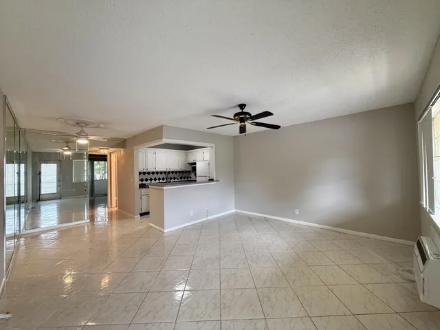 1-bedroom rental at 134 Sussex G #134, West Palm Beach