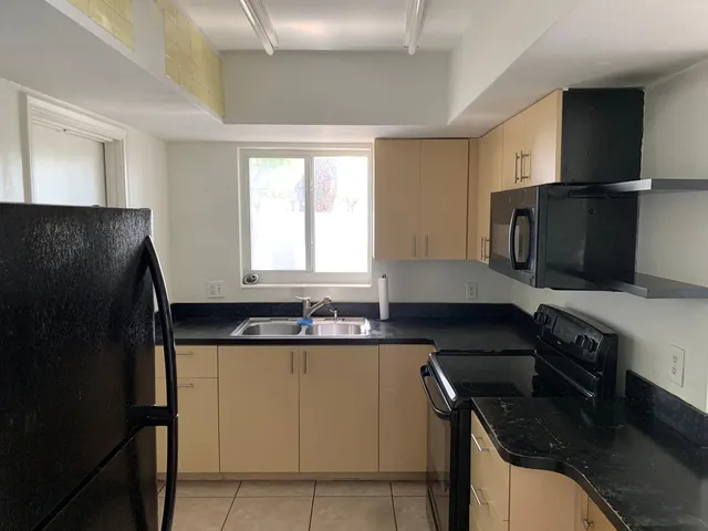 1-bedroom rental at 2624 NE 32nd Street #104, Fort Lauderdale