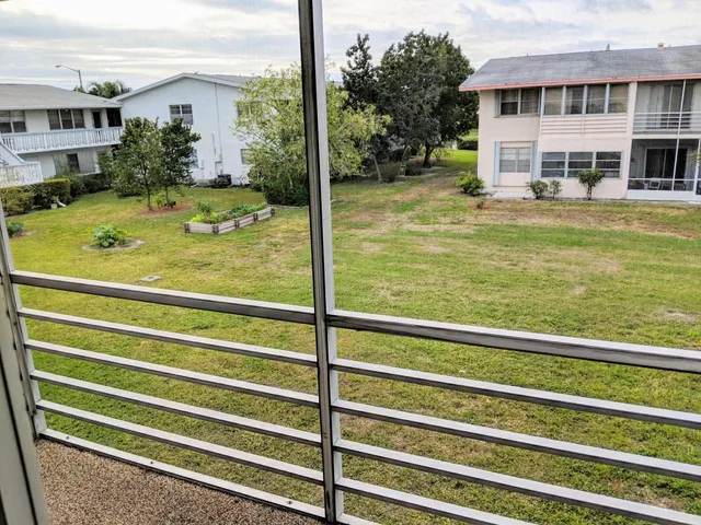 2-bedroom rental at 288 Norwich, West Palm Beach
