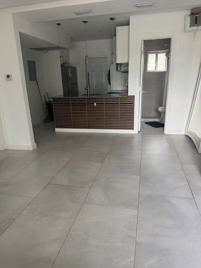 2-bedroom rental at 2201 Greene Street #2, Hollywood