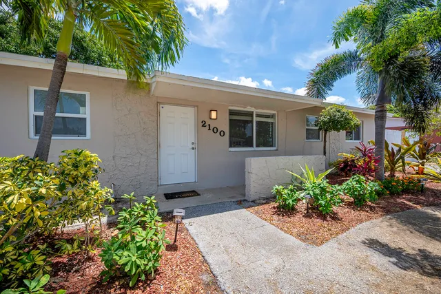 3-bedroom rental at 2100 N Seacrest Boulevard, Boynton Beach
