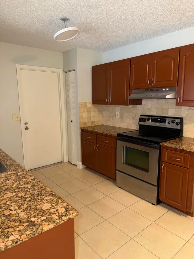 3-bedroom rental at 9392 Affirmed Lane, Boca Raton