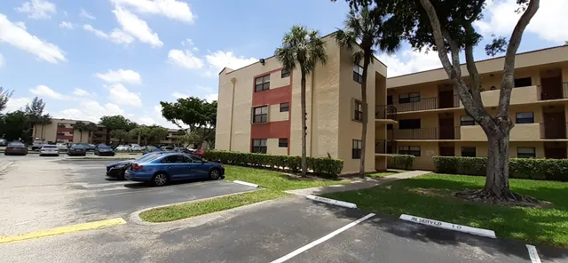 1-bedroom rental at 3252 Foxcroft Road #201, Miramar