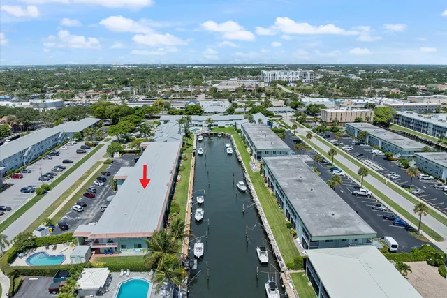 2-bedroom rental at 117 Lehane Terrace #210, North Palm Beach
