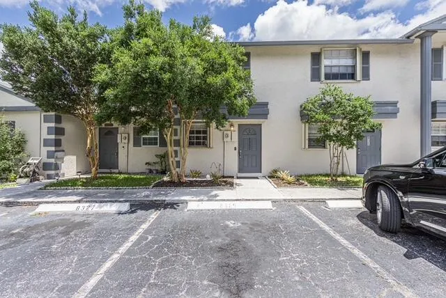2-bedroom rental at 8327 Fairway Road #8327, Sunrise