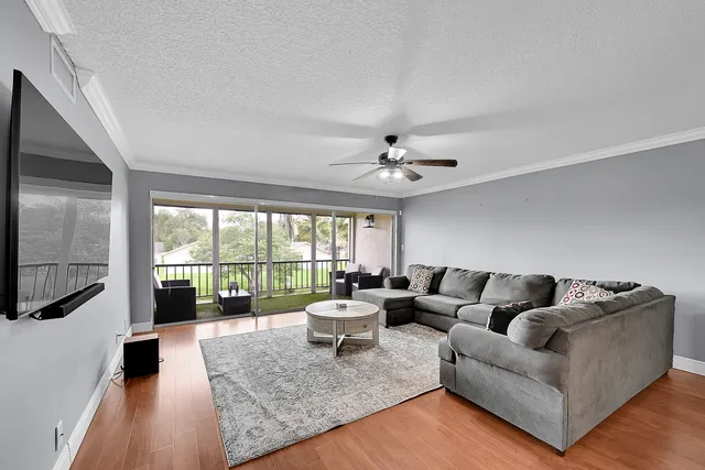 2-bedroom rental at 3630 Citrus Trace #4, Davie