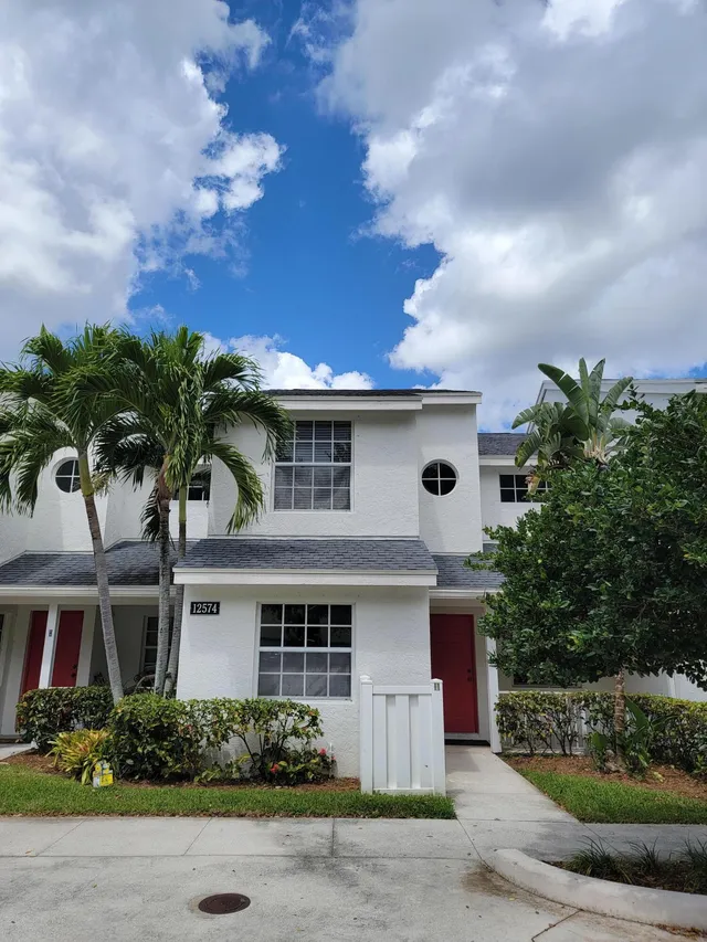 3-bedroom rental at 12574 Westhampton Circle #I, Wellington