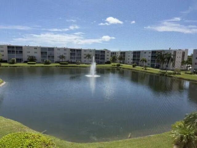 2-bedroom rental at 1025 SE 3rd Avenue #303, Dania Beach