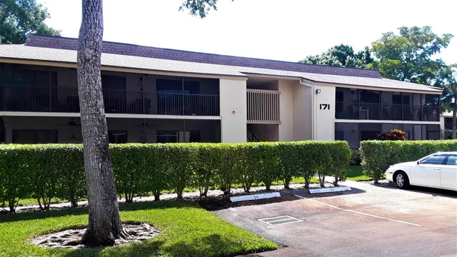 2-bedroom rental at 171 Deer Creek Boulevard #701, Deerfield Beach