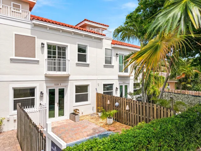 3-bedroom rental at 1224 NE 18th Avenue #1, Fort Lauderdale