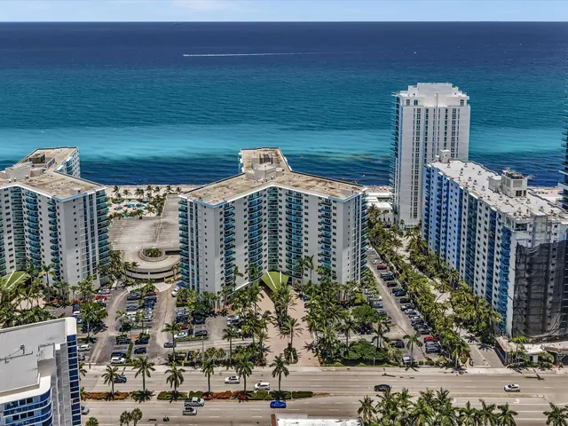 1-bedroom rental at 3901 S Ocean Drive #3j, Hollywood