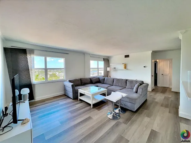 2-bedroom rental at 2555 NE 11th Street #809, Fort Lauderdale