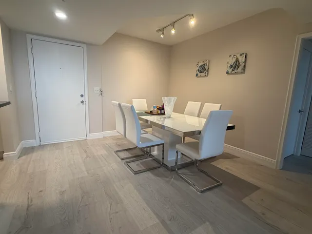 2-bedroom rental at 2775 NE 187th Street #408, Aventura