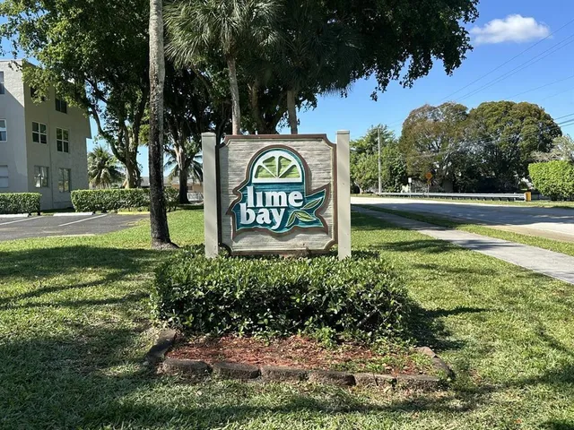 2-bedroom rental at 9401 Lime Bay Boulevard #115, Tamarac
