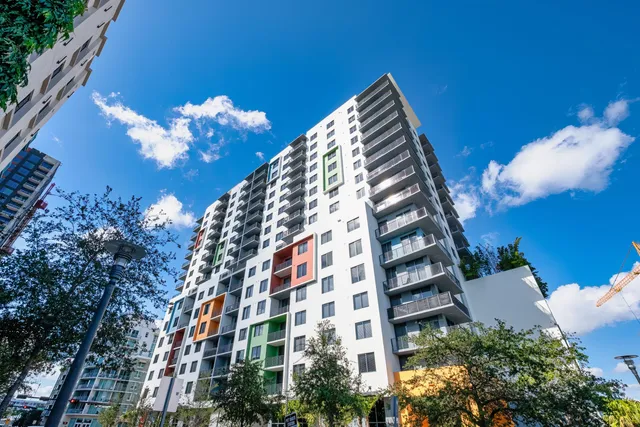 1-bedroom rental at 600 N Andrews Avenue #922, Fort Lauderdale
