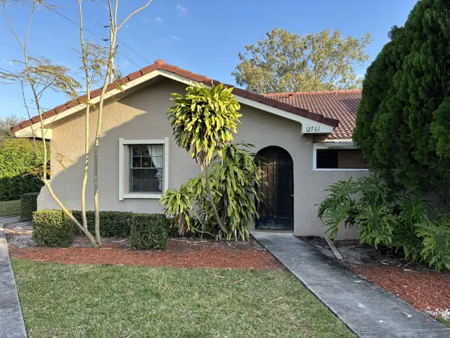 2-bedroom home at 12761 Westhampton Circle, Wellington