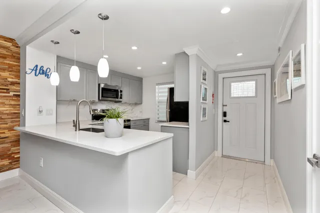 2-bedroom home at 9780 Marina Boulevard #421, Boca Raton