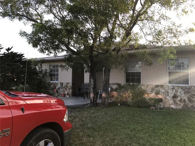 3-bedroom rental at 4641 SW 43rd Terrace #2, Dania Beach