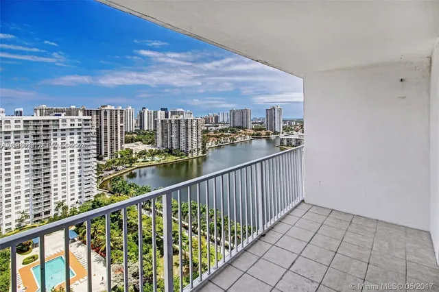 1-bedroom home at 2801 NE 183rd Street #2208W, Aventura