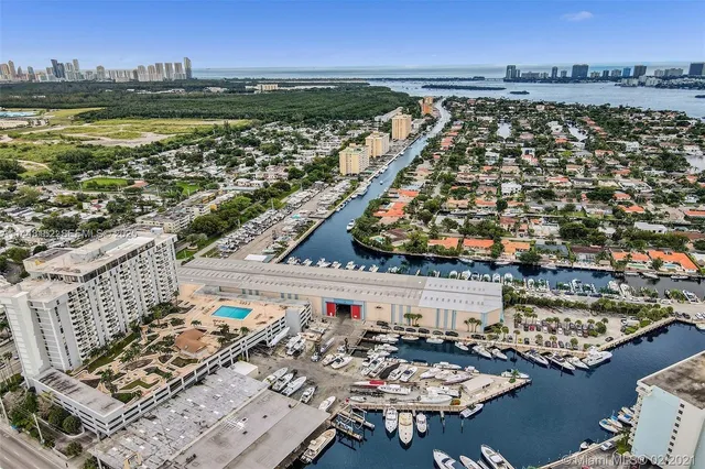2-bedroom home at 13499 Biscayne Boulevard #1513, North Miami