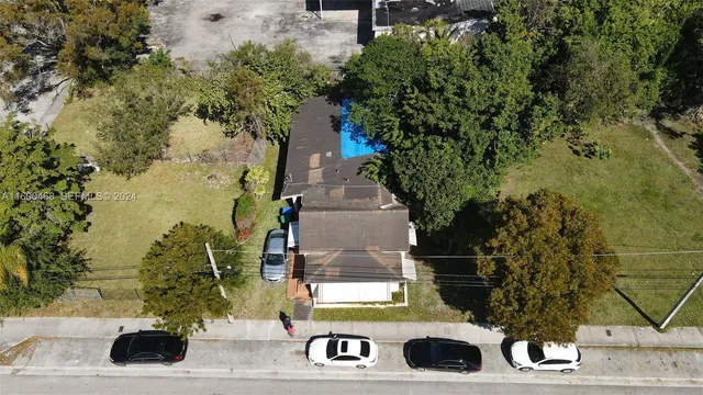 5-bedroom home at 3373 Thomas Avenue, Miami