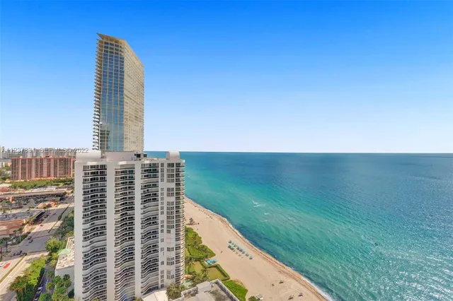 1-bedroom home at 16699 Collins Avenue #3105, Sunny Isles Beach
