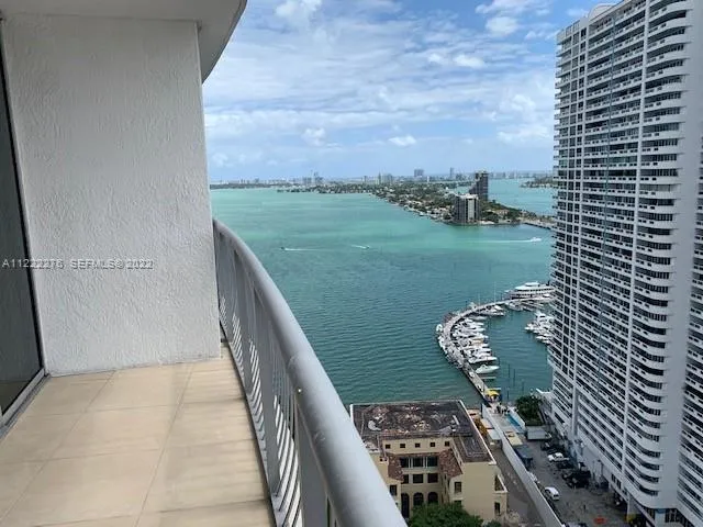 1-bedroom home at 1750 N Bayshore Drive #2806, Miami