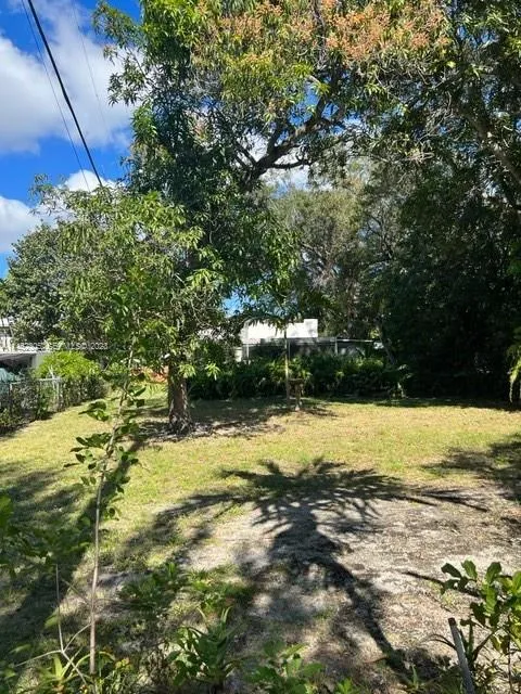 2-bedroom home at 821 NE 120th Street, Biscayne Park
