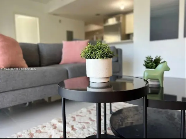 1-bedroom home at 1300 Brickell Bay Drive #3400, Miami