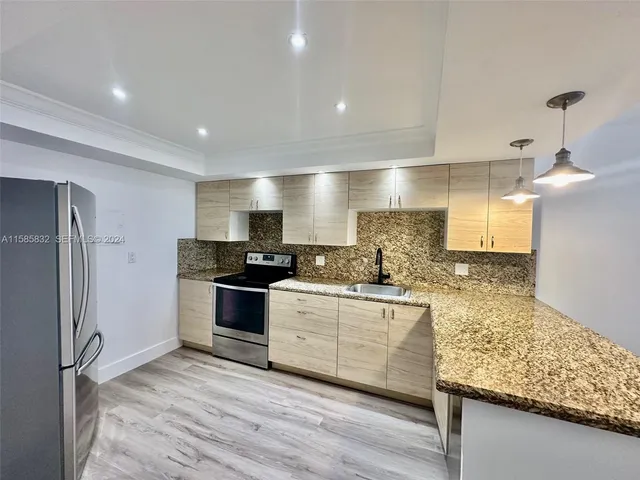 1-bedroom home at 1301 NE Miami Gardens Drive #521 W, Miami