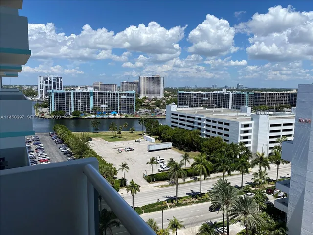1-bedroom home at 3725 S Ocean Drive #1521, Hollywood