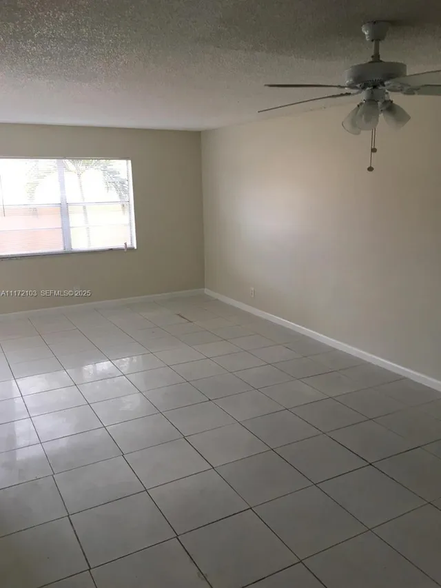 3-bedroom home at 5962 NW 29th Place #112, Sunrise