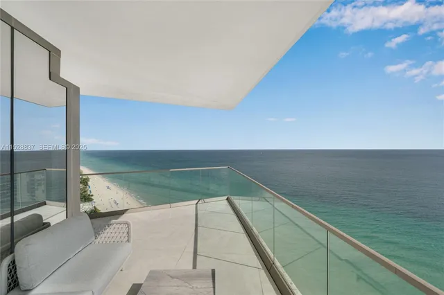 4-bedroom home at 18975 Collins Avenue #2000, Sunny Isles Beach