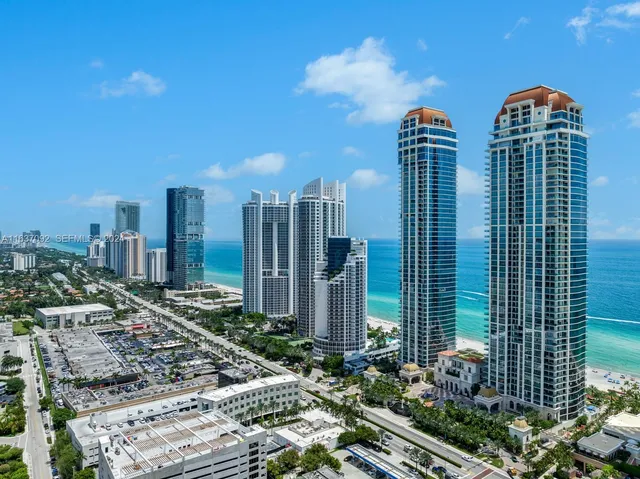 4-bedroom home at 17901 Collins Ph4705 #Ph4705, Sunny Isles Beach