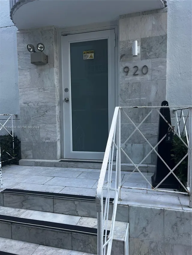 1-bedroom home at 920 Jefferson Avenue #3, Miami Beach