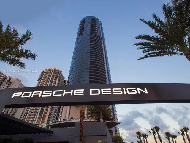 3-bedroom home at 18555 Collins Avenue #3501, Sunny Isles Beach