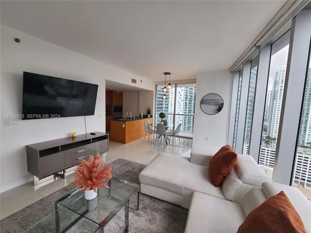 2-bedroom home at 485 Brickell Avenue #2504, Miami