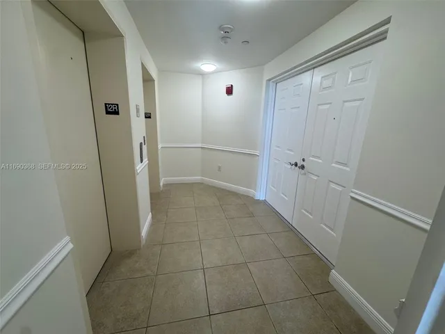 3-bedroom home at 3330 NE 190 Street #1215, Aventura