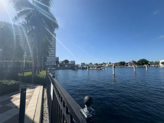 2-bedroom home at 1945 S Ocean Drive #M5, Hallandale Beach