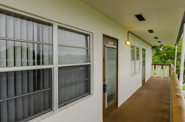 1-bedroom home at 251 Mansfield F 251f #251F, Boca Raton